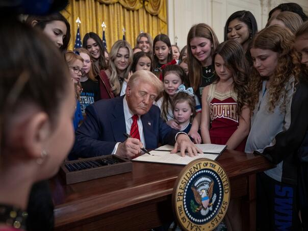 Trump potpisao uredbu o ukidanju Ministarstva obrazovanja SAD-a