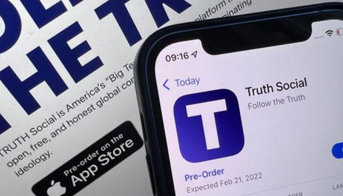 Trump poziva na 'trenutnu' objavu naloga za pretres njegove rezidencije