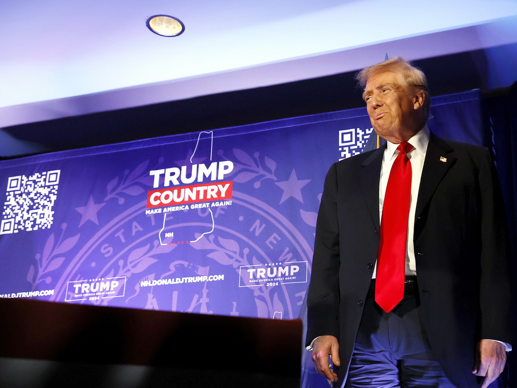 Trump privatno pritišće svoje protivnike da odustanu od izbora