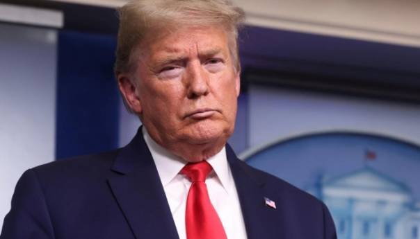 Trump priznao da ponekad zažali zbog objava na Twitteru