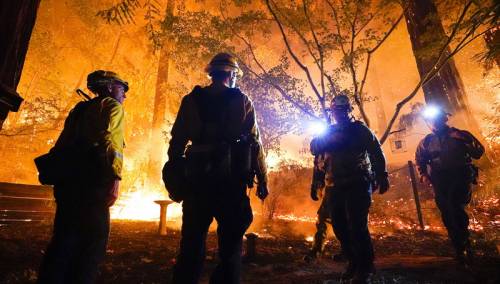 Trump proglasio veliku katastrofu u Kaliforniji