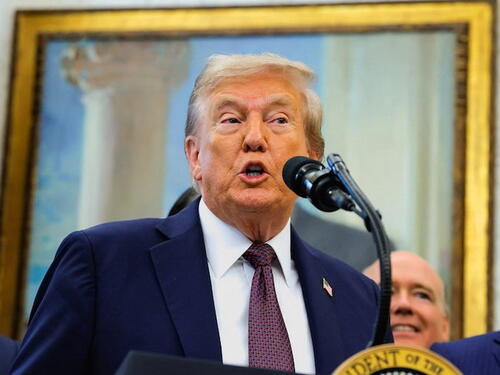 Trump prvi put nakon sedam dana stao pred novinare i objavio "uzbudljivu vijest"