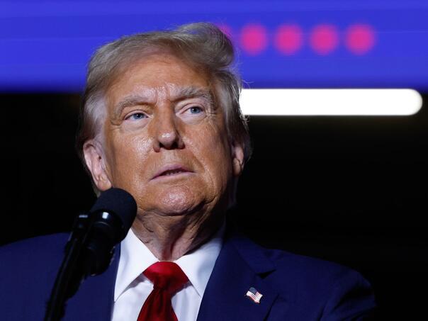 Trump: Razmislit ćemo o izlasku SAD-a iz NATO-a