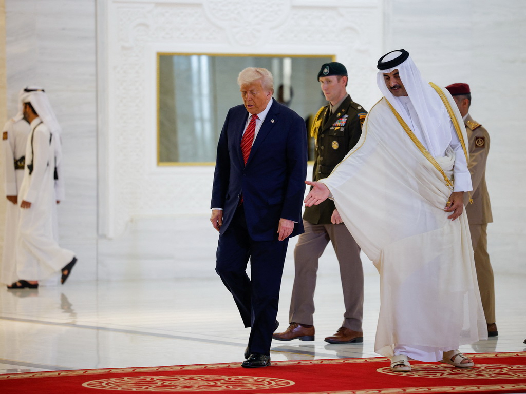 Trump stigao u Katar, šeik Al Thani ga nazvao "čovjekom mira"