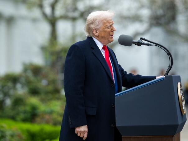 Trump: Svjetski lideri me mole za dogovor, ljube mi du*e