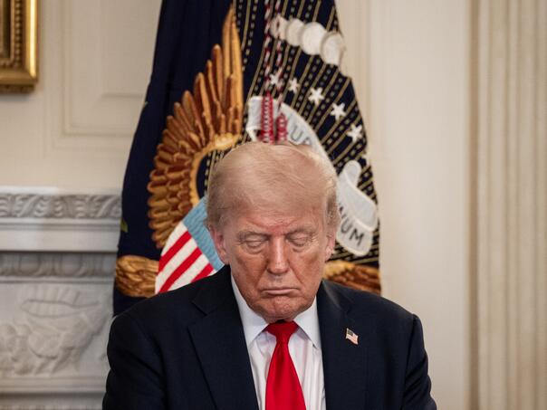 Trump tuži Wall Street Journal zbog navodnog pisma Epsteinu: Traži 10 milijardi dolara