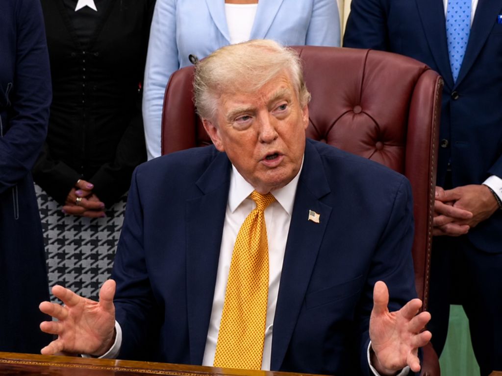 Trump tvrdi da su pregovori s Iranom u toku: Ovo je posljednja prilika za dogovor