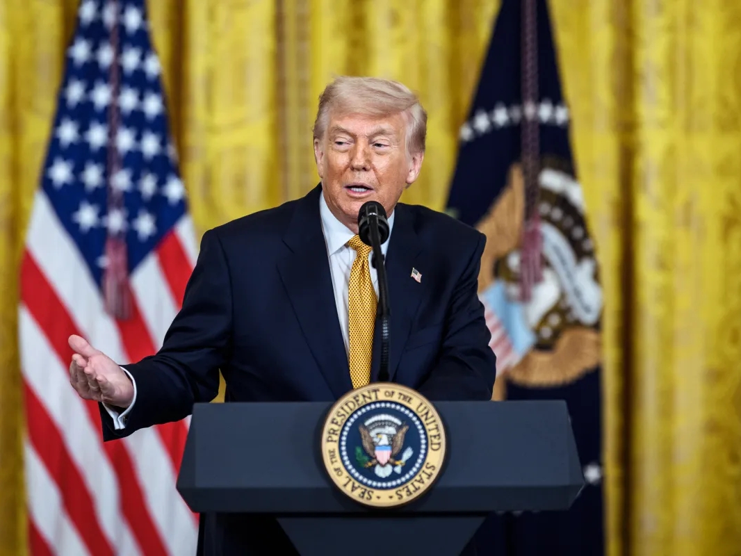 Trump ublažava pritisak na Iran i zasad odustaje od novih napada