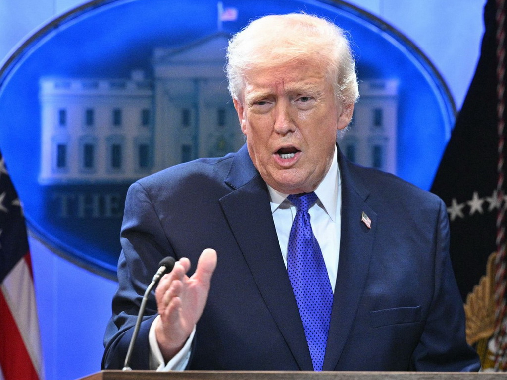 Trump usred nove krize s carinama najavio posjetu Kini