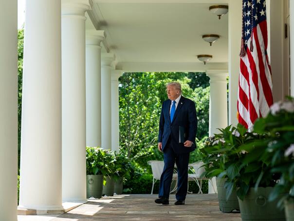 Trump zaprijetio Appleu: Proizvodite iPhone u SAD-u ili plaćajte 25% carine