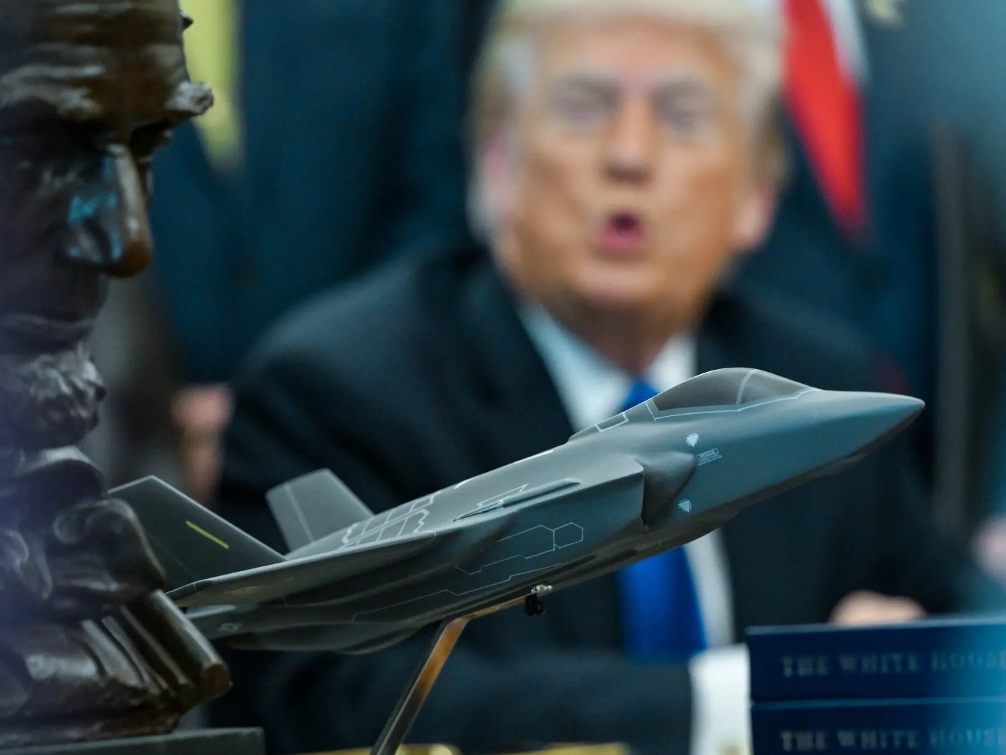 Trump zaprijetio bombardovanjem Omana zbog pregovora s Iranom