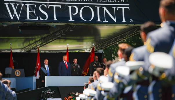 Trump: Završavamo eru beskrajnih ratova