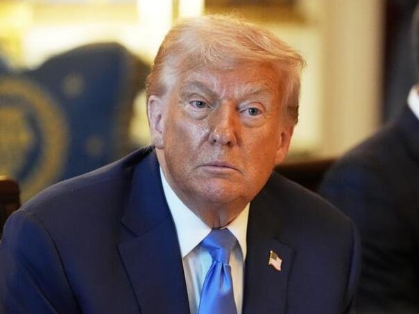 Trump želi smjenu iranskog vodstva: Želimo ući i sve počistiti