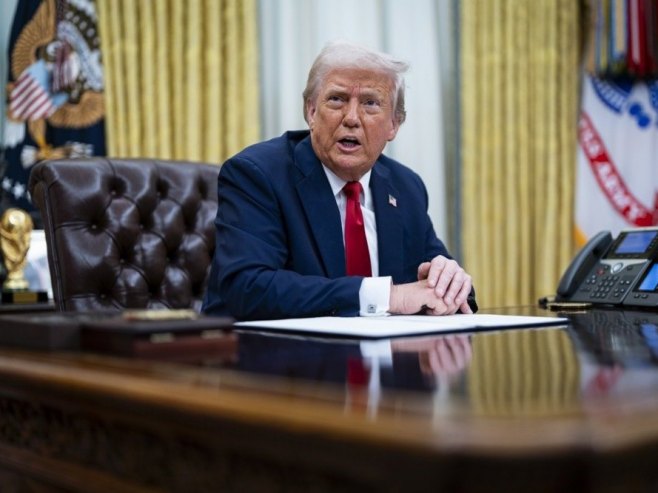 Trump: Želim da Putin postigne dogovor o Ukrajini, nema carina na rusku naftu