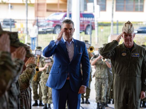 Objavljene poruke Trumpovog tima, tajni podaci u grupnom chatu