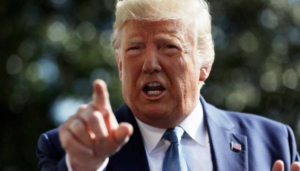 Trumpova kampanja se nastavlja "online"