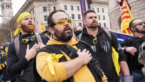 Trumpovi obožavatelji mole u Washingtonu, stigli i ekstremni Proud Boysi