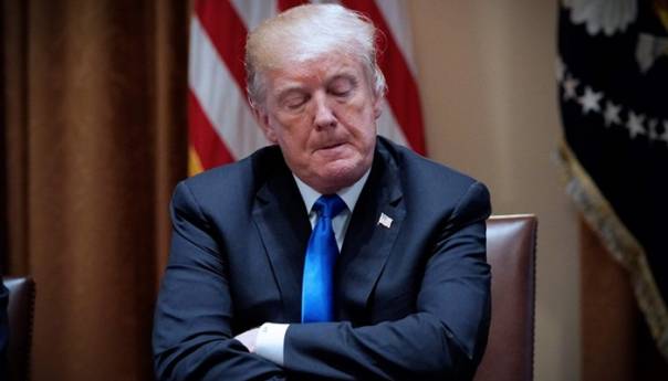 Trumpovi saveznici ne priznaju poraz, Biden priprema prijenos vlasti