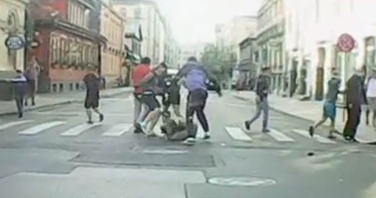 Tuča navijača Hajduka i Rijeke, ima povrijeđenih