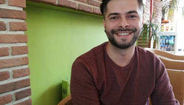 Tučić kroz slikarsku umjetnost progovara o zaboravljenoj djeci rata