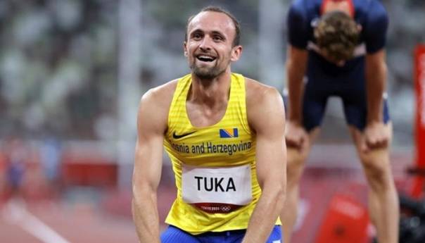 Tuku dirnula poruka komšinice Rade: Ljepšu čestitku nisam mogao dobiti