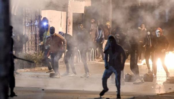 Tunis: Uhapšeno preko 600 ljudi tokom nemira