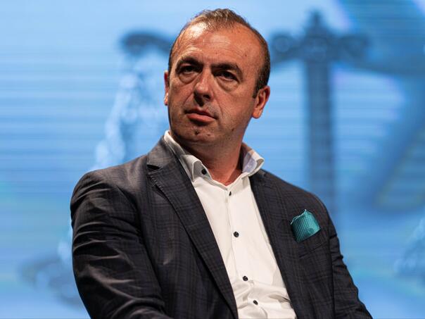 Turčalo: Ne smijemo dozvoliti da moralne ništarije oblikuju narativ 11. jula