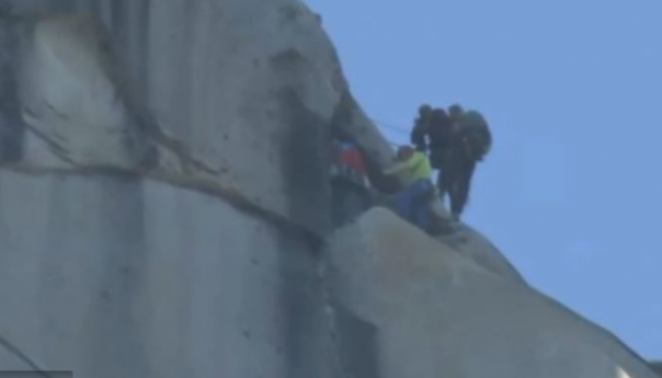 Turista iz Srbije preminuo u Albaniji, planinari zaglavljeni u klisuri