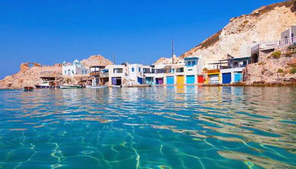 Turisti masovno dolaze, ali ih vraćaju jer nema sezonskih radnika