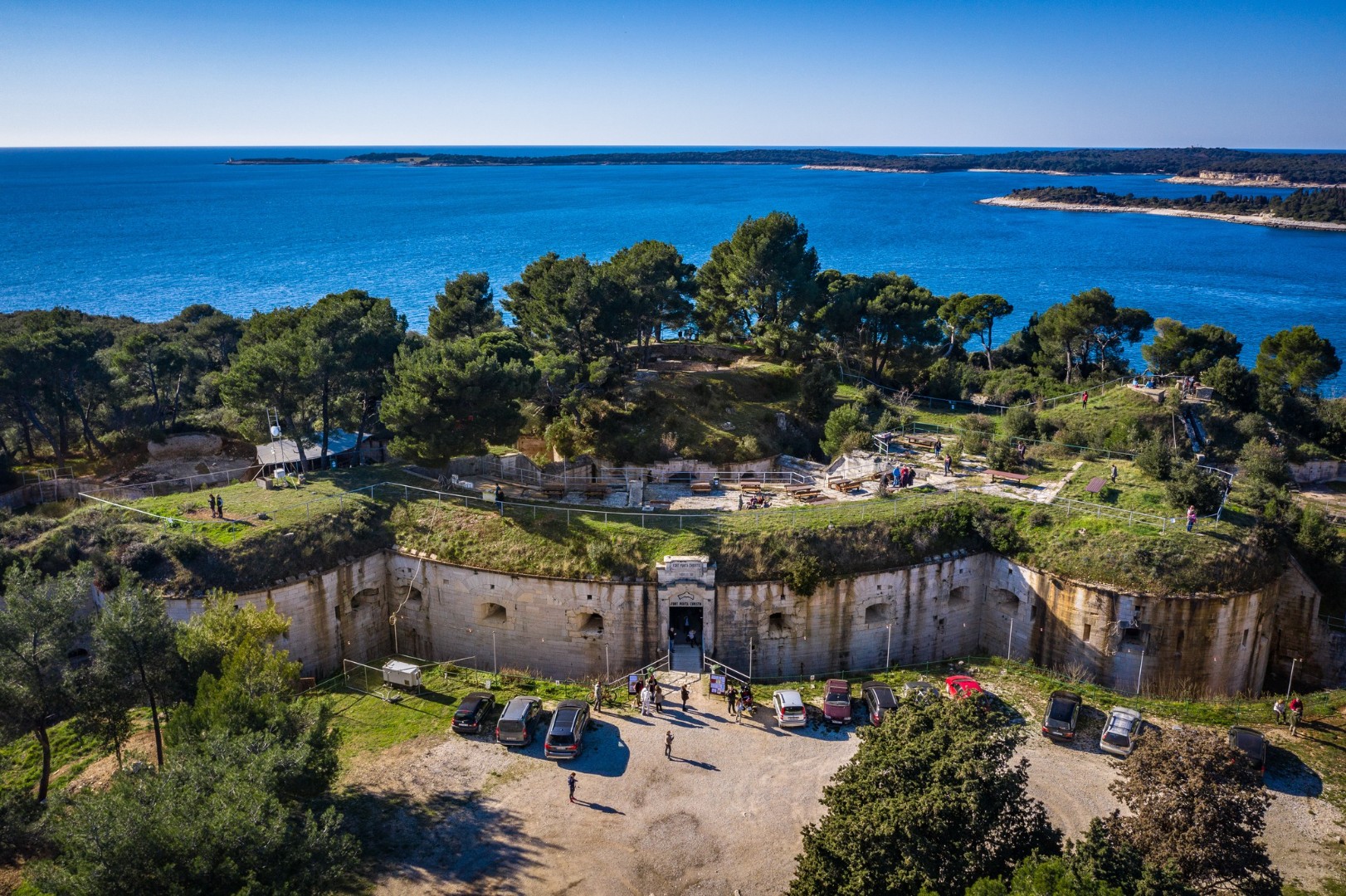 Turisti prevareni u Hrvatskoj, uplatili ljetovanje pa ostali bez smještaja