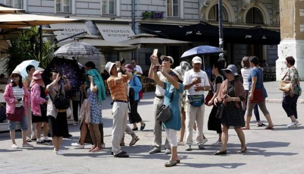 Turistička zajednica KS: Hitno reagovati i pomoći sektoru turizma