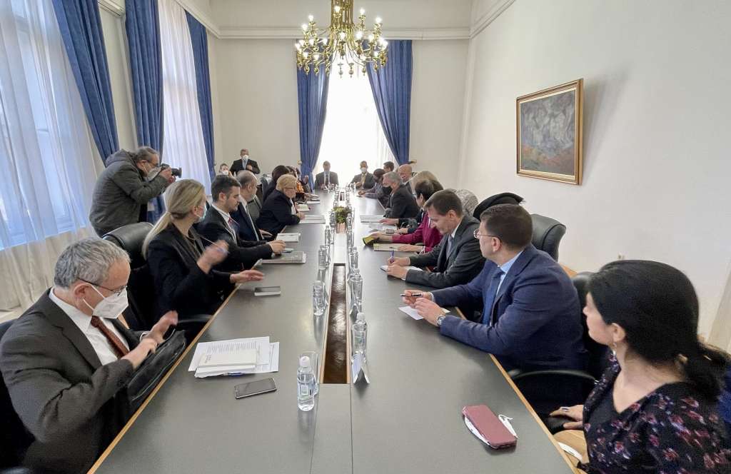 Turković i ambasadori iz EU za hitno zaustavljanje ratnih dejstava u Ukrajini