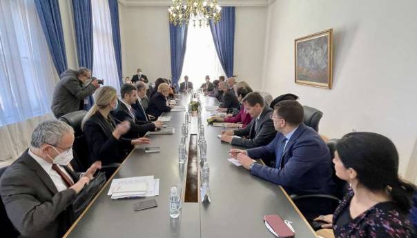 Turković i ambasadori iz EU za hitno zaustavljanje ratnih dejstava u Ukrajini