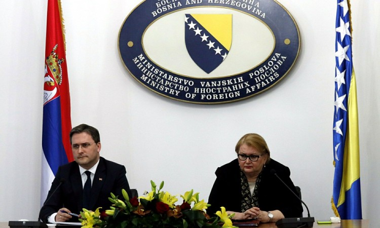 Rješavati pitanja koja opterećuju odnose BiH i Srbije