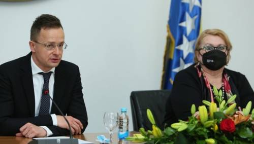 Turković i Sijarto: Zakazao COVAX mehanizam