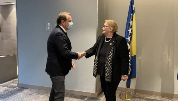 Turković i Varhelyi: Evropski put BiH nema alternativu