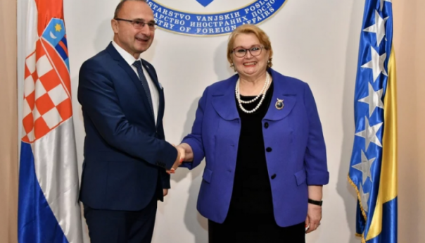 Turković razgovarala s ministrom vanjskih poslova Hrvatske Grlić Radmanom