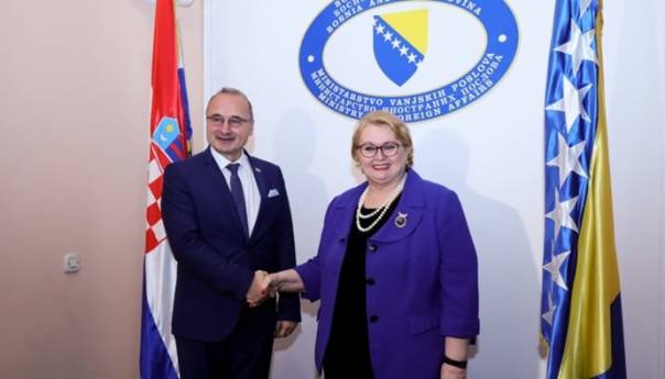 Turković razgovarala sa hrvatskim ministrom Grlićem Radmanom