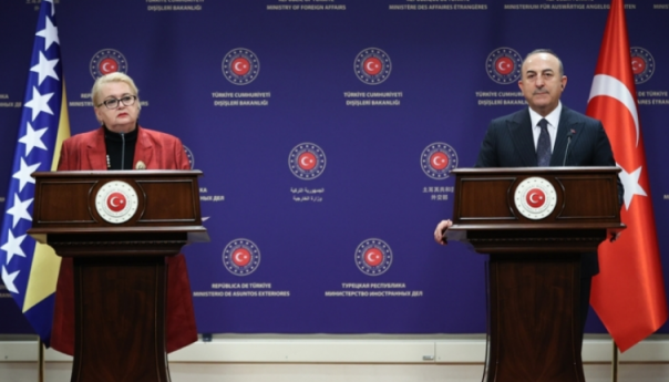 Turković: Uz jaku Tursku i Zapadni Balkan je sigurniji i jači; Cavusoglu: Učinit ćemo sve da se BiH ne vrati u devedesete