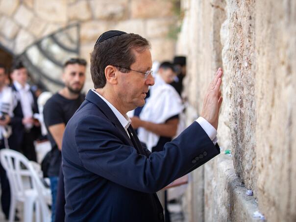 Turska blokirala let izraelskog predsjednika prema Bakuu