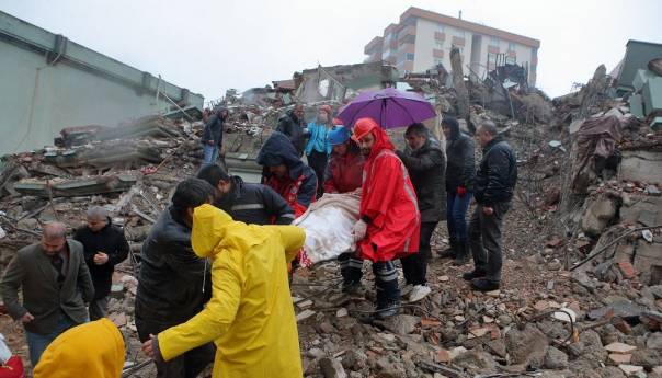 Turska: Broj poginulih u zemljotresima povećan na 1.651, povrijeđenih na 11.119