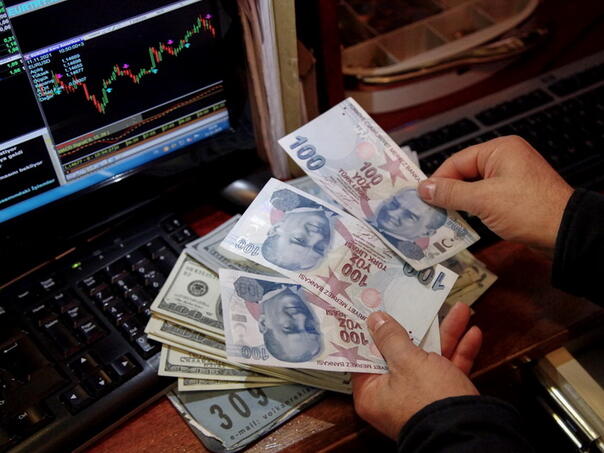 Turska lira pala na najnižu vrijednost prema američkom dolaru