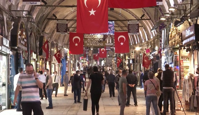 Turska od danas uvodi nova ograničenja, policijski sat svakog dana