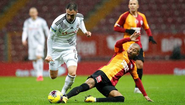 Turska prekinula nogometno, košarkaško i odbojkaško prvenstvo