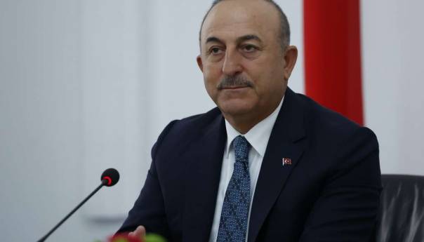 Turska traži da Finska ukine embargo na oružje kako bi dobila odobrenje Ankare za NATO