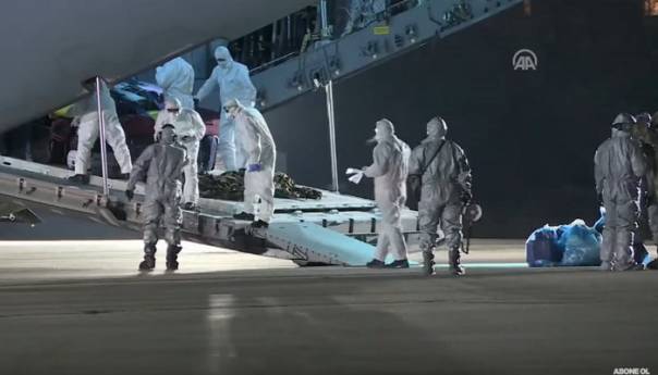 Turski avion sa 42 osobe iz Wuhana sletio u Ankaru