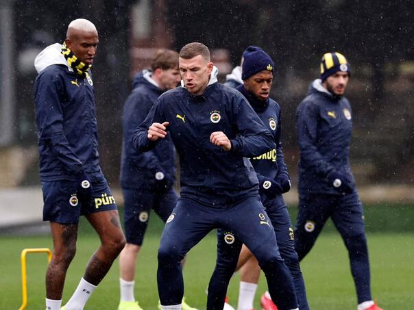 Turski medij: Fener i Džeko počeli pregovore