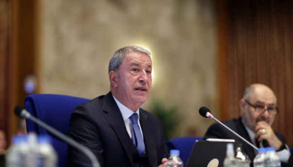 Turski ministar odbrane Akar: Vrijeme je da NATO kaže stop drskosti Grčke