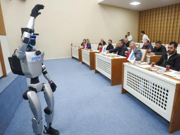 Turski robot učestvovao na sjednici vijeća