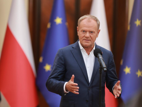 Tusk: Pred nama jednostavan izbor - ili novac danas ili krv sutra